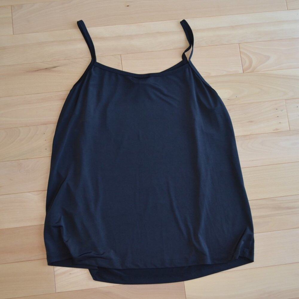 LuLaRoe Black Tank Top Size XL - Picture 3 of 3